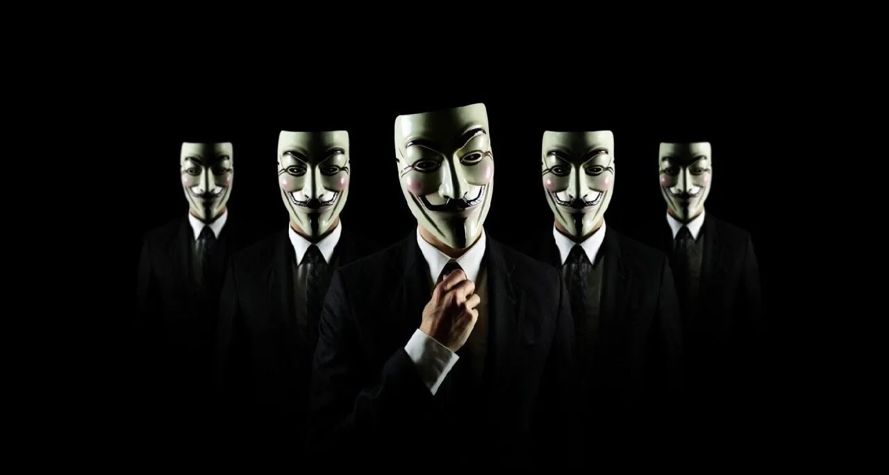 Anonymous lækker 180 gigabyte data fra domæne-udbyderen Epik